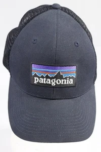 Sombrero de Camionero Patagonia Logo Negro Ajustable Algodón Orgánico Poliéster Reciclado - Imagen 1 de 7
