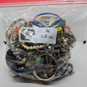 4.5 lb DIY repurpose upcycle crafting jewelry lot - Picture 1 of 4