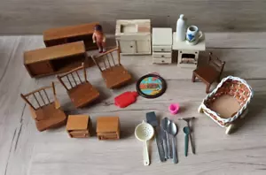 Altes Puppenhaus Puppenstuben Zubehör Möbel Konvolut - Bild 1 von 13