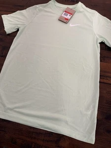 Boy's Nike Youth Large Dri-fit T-Shirt Neon Electric Green DX9537-376 NWT $25 - Picture 1 of 10