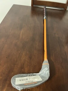 Tee-Up Kids Right-Handed Iron Golf Club & Putter PGA Tour Orange 28" 6-11 Years - Picture 1 of 7