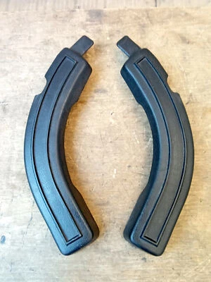 Cubiertas de bisagra de asiento de banco negras 80-86 F150 F250 F350 Bronco Foto 1 de 4