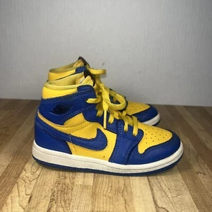 Nike Air Jordan 1 Retro Alto Niño Pequeño Talla 9C Azul Amarillo FD2598-700 - Imagen 1 de 9