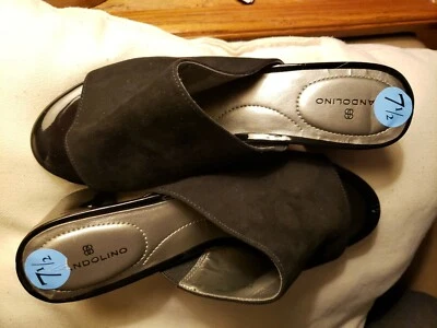 Bandolino 7.5M Women's Black Suede BD7Seathra Open Toe Pump Shoe  - Image 1 of 4