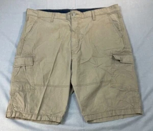 LEVI Cargo Shorts 42 Tan Gold Edition 6 Pockets FLAT POCKETS SIGNATURE - Picture 1 of 17
