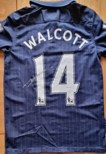 THEO WALCOTT Signed ARSENAL Shirt - Size Boys Large COA - Picture 1 of 3