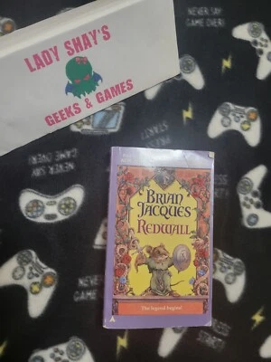 1998 ACE Mass Market Redwall Легенда Начинается Книга Брайана Жака - Изображение 1 из 3