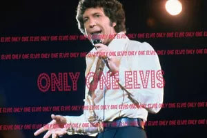 Dynamic UK 1976 cantante Tom Jones ""en vivo en el escenario"" foto "DELILAH" 002 - Imagen 1 de 1