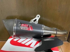 Yoshimura Yamaha YZF-R3 Cyclone R11 Carbon Slip-On Exhaust Used - Picture 1 of 9