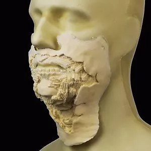 Gummibekleidung Schaum Latex Prothese - große Zombie Mundzähne FRW-116 - Make-up FX - Bild 1 von 4
