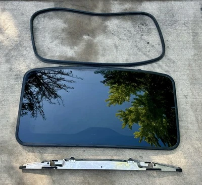 Toyota Truck 4Runner Tacoma 1984-2004 OEM TECHO CORREDIZO PANEL DE TECHO DE VIDRIO Foto 1 de 4