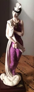 Giuseppe Armani Figurine " LADY WITH POWDER PUFF" #392C - Picture 1 of 5