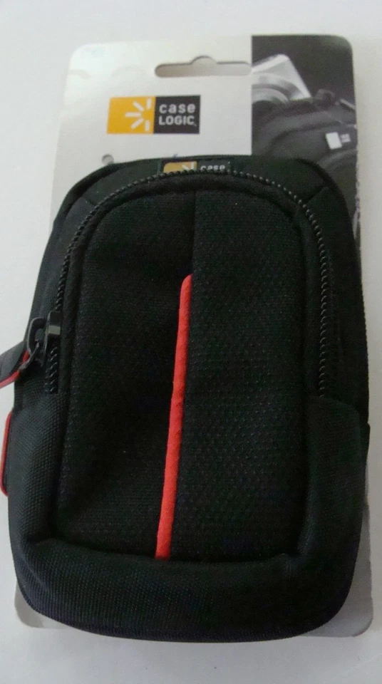 NIP 2011 Case Logic DCB-302 Black Polyester Compact Camera Carrying Case - Image 1 of 4