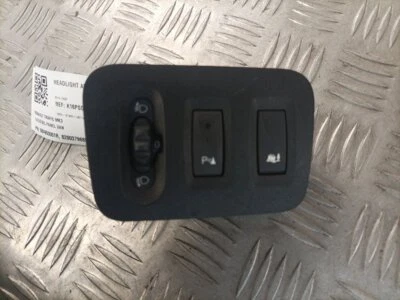 RENAULT TRAFIC MK3 2015-2019 HEADLIGHT ADJUSTER SWITCH PACK 684950001r - Image 1 of 3