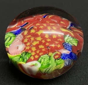 Vintage Murano Style Red & Green Star Millefiori Blown Glass Round Paperweight - Picture 1 of 6