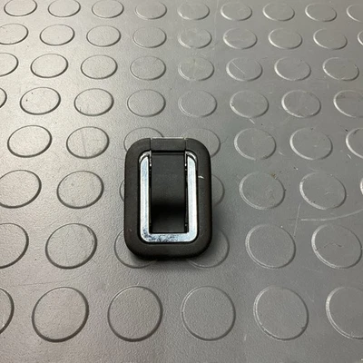 2013-2020 年 INFINITI QX60 后层存储 TRUNK 领带下降比较钩 原始设备制造商 — 第 1/4 张图片