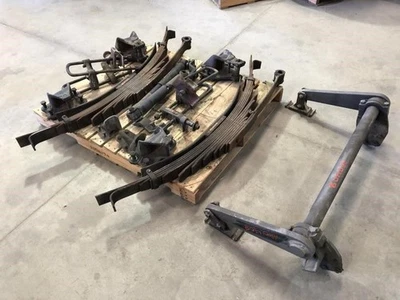 Ford F600 1989 usado juego trasero de muelles de hoja 13 hojas configuración completa 26389 Foto 1 de 4