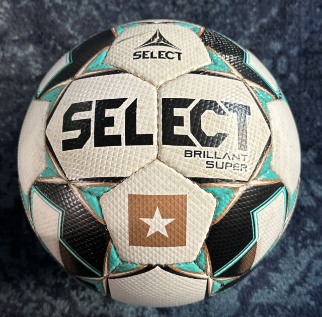 SELECT LIGA PORTUGAL 2022 BRILLANT SUPERTB (FIFA) 2022 SOCCER BALL