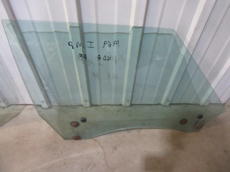 1969 Chevrolet Impala Caprice 4 door hardtop door window glass tinted green PF - Image 1 of 1