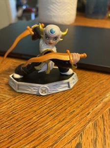 2016 - Skylanders Imaginators - Aurora - Character Figure - Loose - Picture 1 of 5