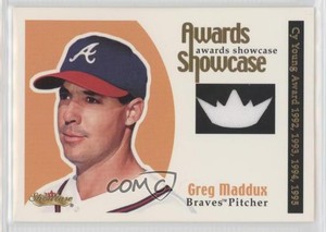 2001 Fleer Showcase Awards Showcase Materials /100 Greg Maddux HOF