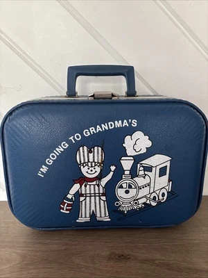 Maleta rígida vintage pequeña azul niño tren voy a la abuela Foto 1 de 4