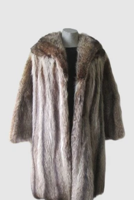 Women's Sz 10/12  M/L Stylish Raccoon Fur Coat MINT  SALE Woman - Image 1 of 4
