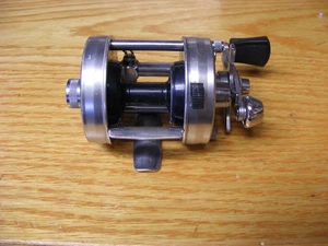Beautiful Vintage Early ABU Ambassadeur 2500C Bait Casting Reel made in Sweden - Picture 1 of 5