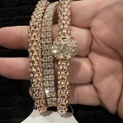 Juego de brazalete elástico texturizado tono oro rosa Ellen Tracy Foto 1 de 3