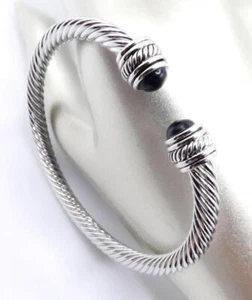 NEW Gorgeous Silver Black Onyx End Tips Twisting Cable Cuff Bracelet - Picture 1 of 7