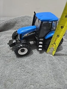 CNH toy Metal Ertl Blue Vechile (A140) - Picture 1 of 2