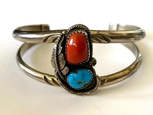 Vintage H. Claw Native American Turquoise Coral 36.3g Ladies Bracelet Cuff 925 - Picture 1 of 12