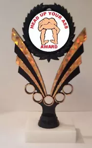 Head Up Your Ass Trophäe 7-1/4" groß SO NIEDRIG WIE $3,99 pro Stück KOSTENLOSER VERSAND T06N12 - Bild 1 von 1
