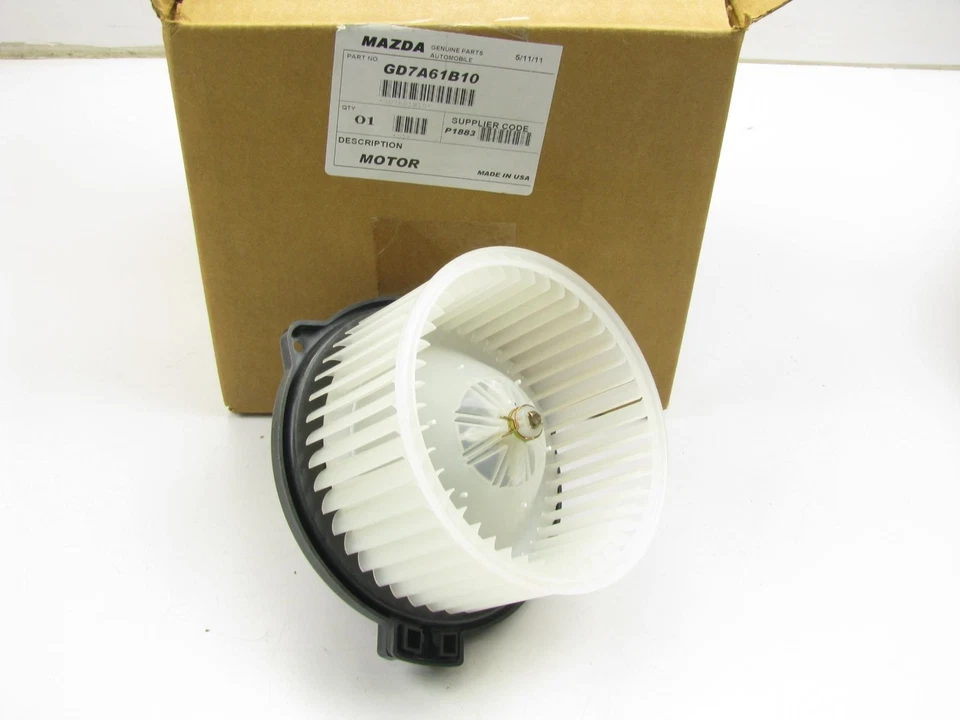 NUEVO - Motor soplador con rueda OEM Mazda GD7A61B10 1998-2002 626 Foto 1 de 3
