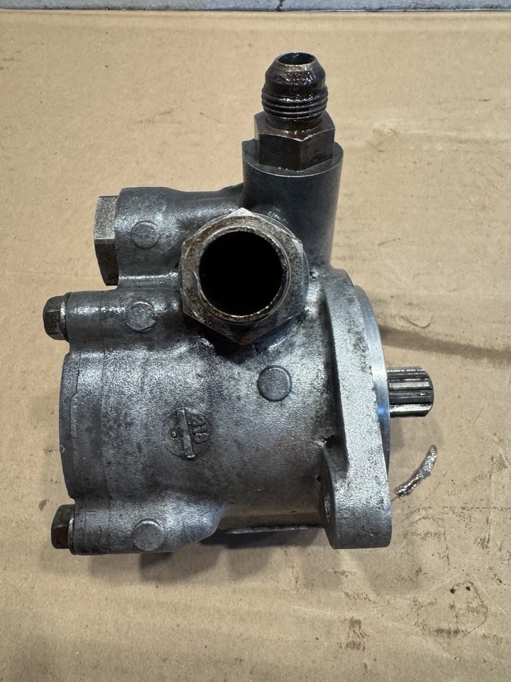 Bomba de dirección asistida motor CAT C13 TRW KG19041 1419126001 EV221615L10101 OEM Foto 1 de 4