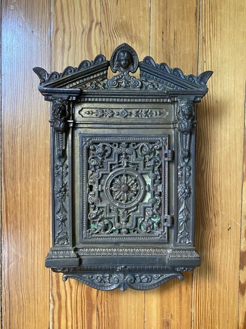 Antique Renaissance Style Wall Safe Bronze Wall Mount Cabinet Lock Box Lions Cover
