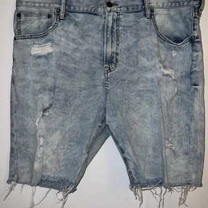 American Eagle Outfitters Men’s Coreflex Cutoff Distressed Denim Shorts-Size 42  - Picture 1 of 9