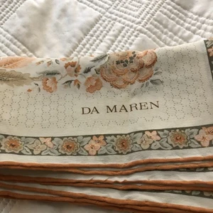 Da Maren Cotton Flowered Scarf 32x3/ - Picture 1 of 6