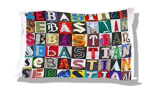 Funda de almohada personalizada con SEBASTIAN en fotos de letras de signos reales - Imagen 1 de 1