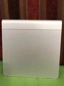 Apple Magic Trackpad Wireless Mousepad - Silver A1339 - Picture 1 of 9