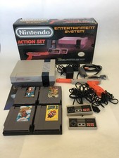 Nintendo NES Entertainment System Action Set Console Grey 1985