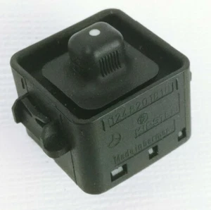 NEW OEM Genuine MERCEDES RIGHT PASS Door Electric Power Mirror Switch 1248201810 - Picture 1 of 6