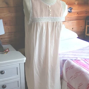 MC Vintage Barbizon Pink Nightgown Sz Small Lace Pintucks - Picture 1 of 2