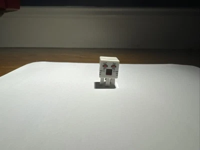 Angry Ghast Minecraft Mini Figure Series 1 - Image 1 of 4