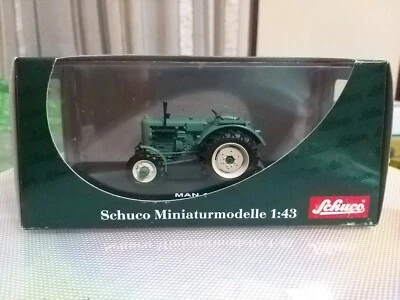 Modellino Trattore verde chiaro Schuco MAN 4 S 2 SCALA 1:43 +Teca DA COLLEZIONE. - Immagine 1 di 4