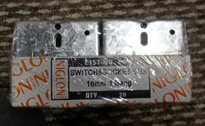 20 x 1-GANG VERZINKTER STAHL AUSSCHLAGKASTEN 16 MM - Bild 1 von 3