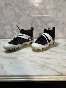 Nike fast flex cleats black-and-white size 6 1/2. ATT 3440–001 - Picture 1 of 20