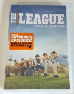 The League Season 4 DVD New/Sealed ( Mark Duplass, Jonathan Lajoie, Nick Kroll) - Foto 1 di 2
