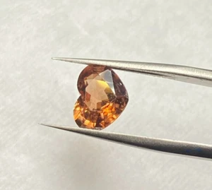 3.19 CTS, 10.2 X 7.8 X 4.3MM, NATURAL UNHEATED HEART ZIRCON, WHISKEY COLOR - Picture 1 of 3