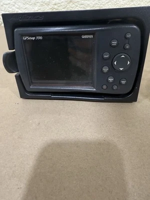 Garmin GPS Map 396 con soporte Airgizmos (0623-513) Foto 1 de 2